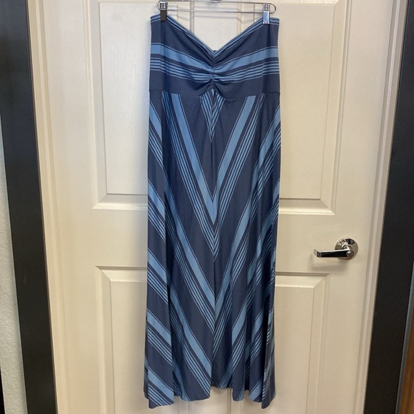 Patagonia Skirt Dress NWT size Large Organic Cotton striped blue convertible - Picture 5 of 11